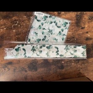 Tie Bar - Bouquet Toss Stone- Ties and Pocket Square